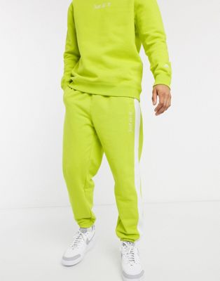 neon green nike sweatsuit