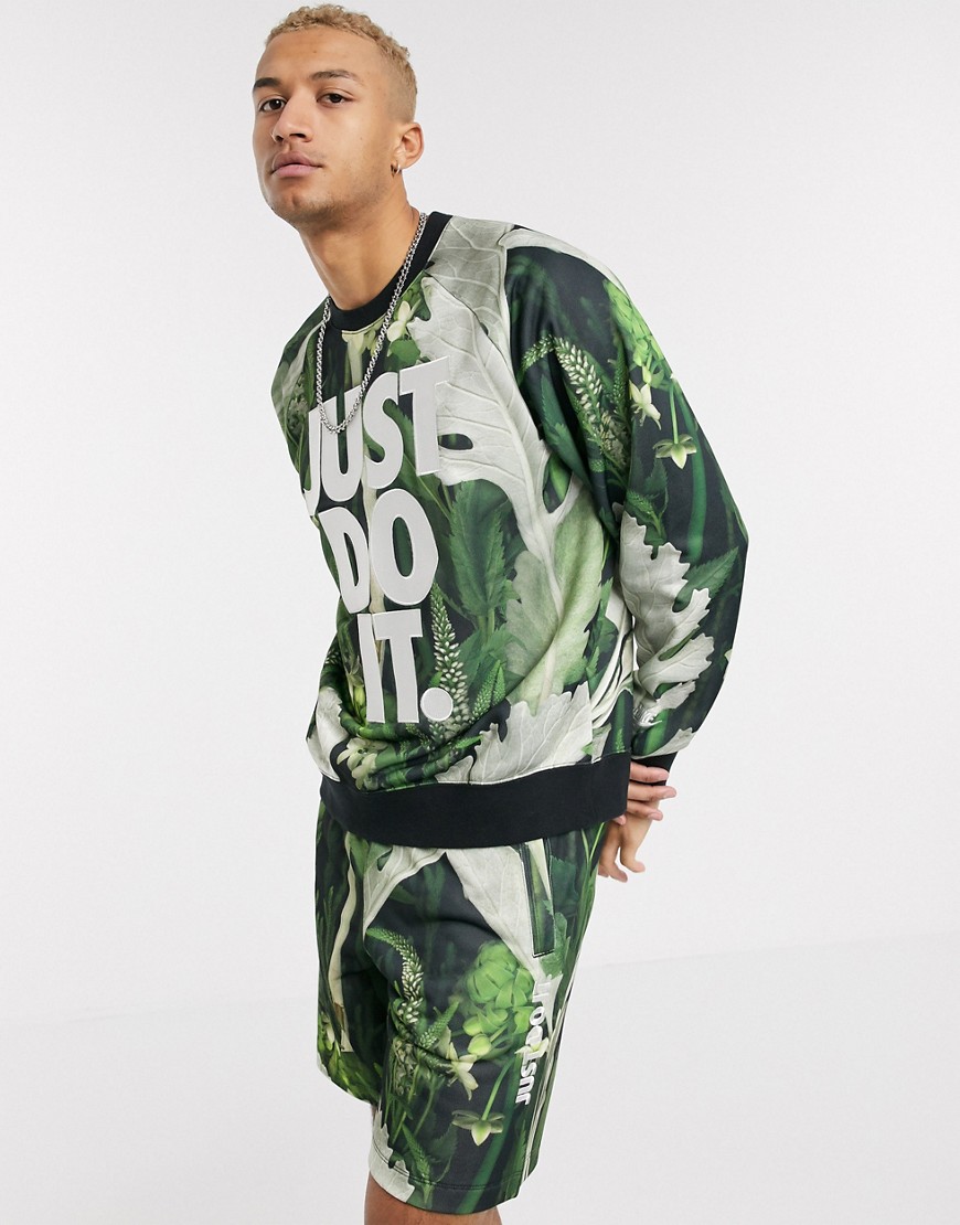 Nike - Just Do It - Sweatshirt med rund hals i tropisk bladprint-Grøn
