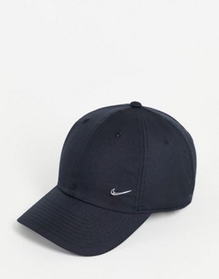 Nike – Kappe in Marine mit Swoosh-Logo aus Metall-Marineblau