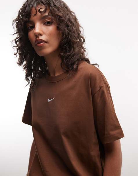Nike klasyczny T-shirt w kolorze brązowym - view 1