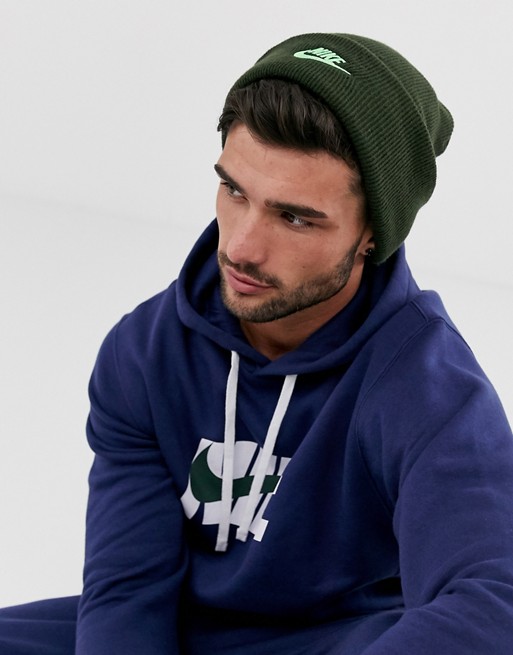 Nike knitted beanie with logo embroidery in green