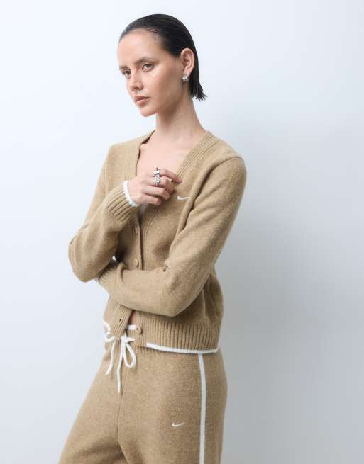 Nike knitted cardigan in brown, 4 of 5
