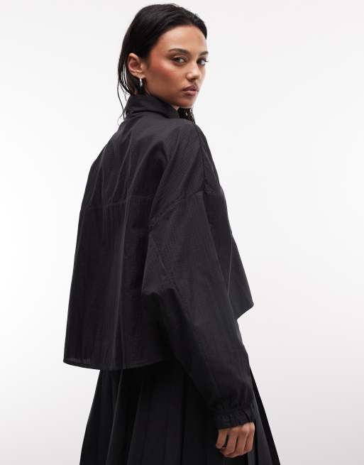 Nike – Kurze Windjacke mit Stehkragen in Schwarz , 4 von 4
