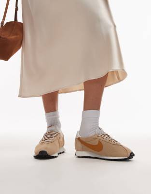 Nike Nike LD-1000 SE trainers in beige and orange-Neutral