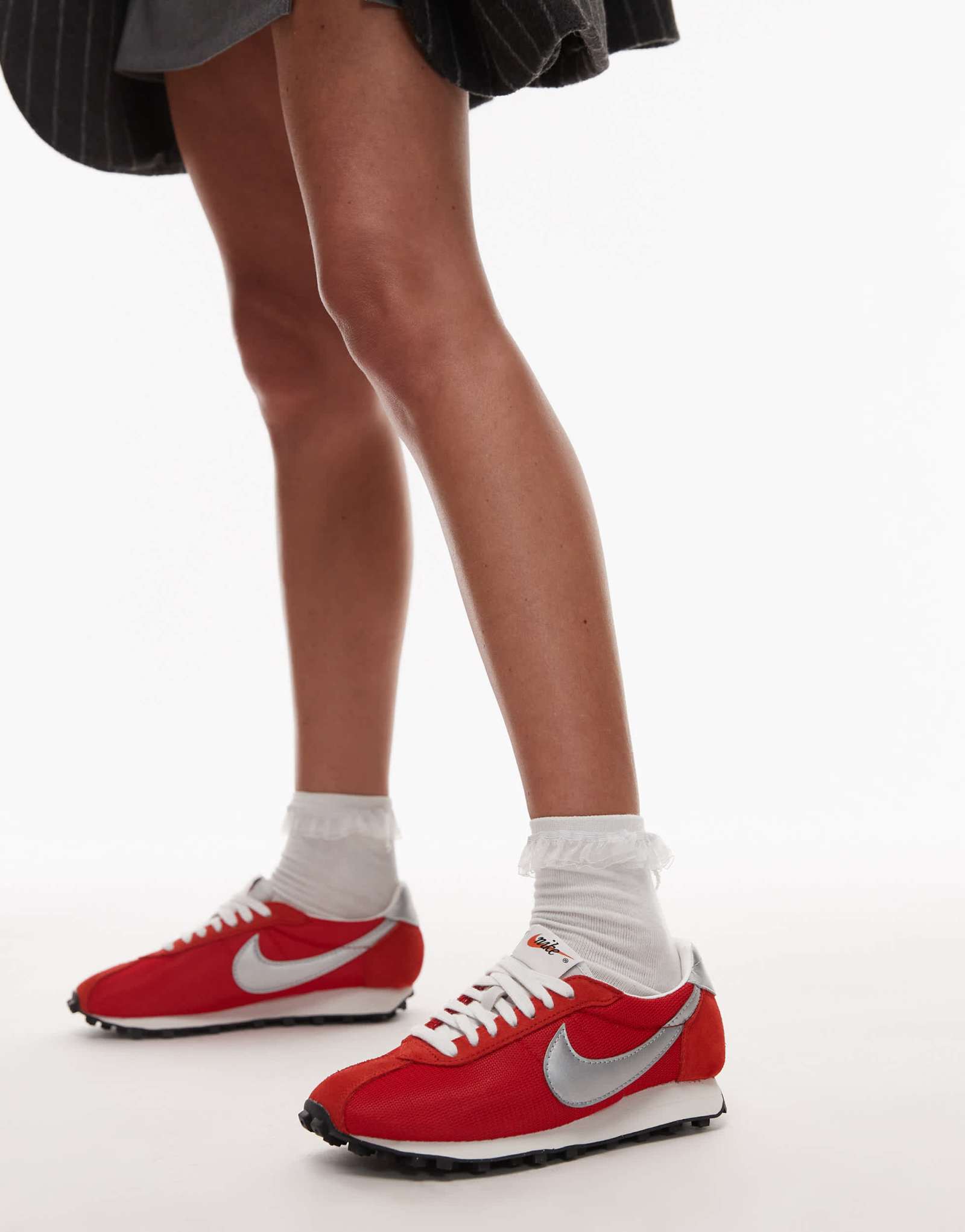 Кроссовки Nike LD-1000 красного и серебристого цветов