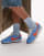 Thumbnail 1 van 5