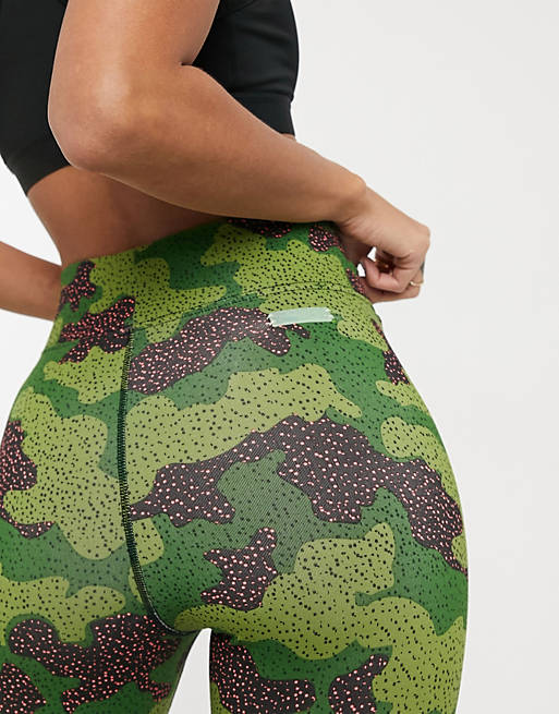 Nike Leg-A-See camo print leggings in green