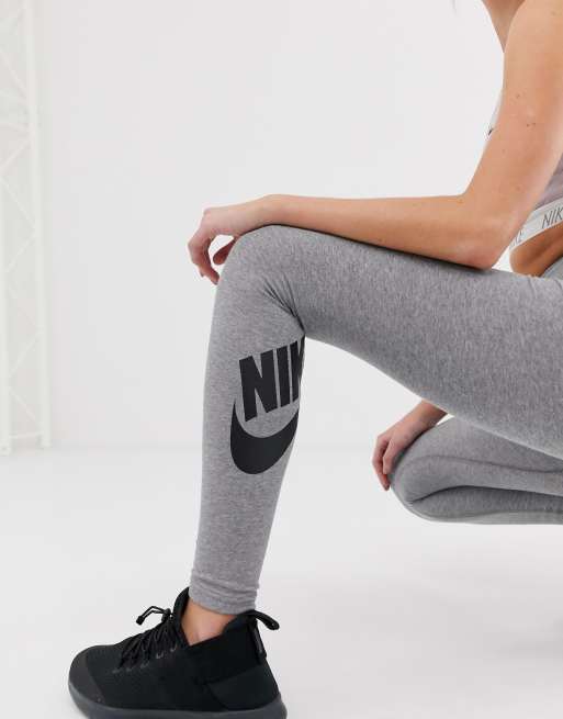 Nike - Leg A See - Leggings avec logo - Gris