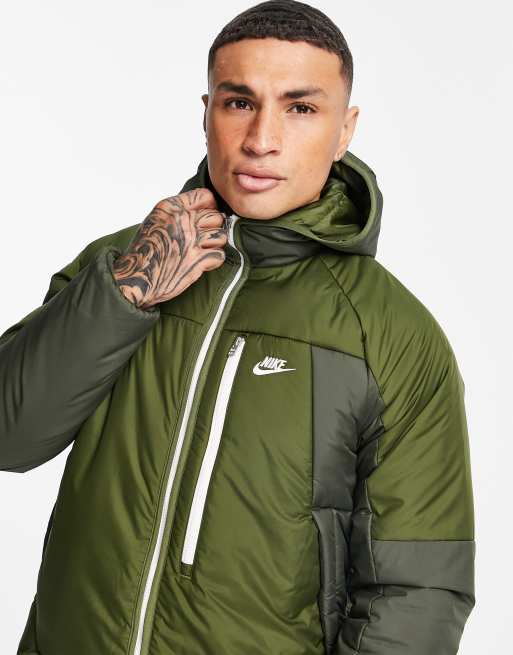 Nike – Legacy – Therma-FIT – Ocieplana długa parka w kolorze khaki, 3 z 4