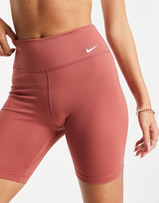 Nike – Legging-Shorts mit halbhohem Bund in Burgunderrot, 7 Zoll