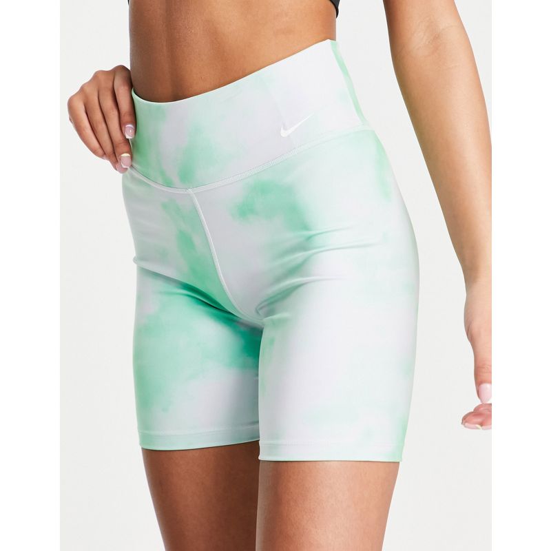 Nike – Legging-Shorts mit halbhohem Bund und grünem Batikmuster, 7 Zoll