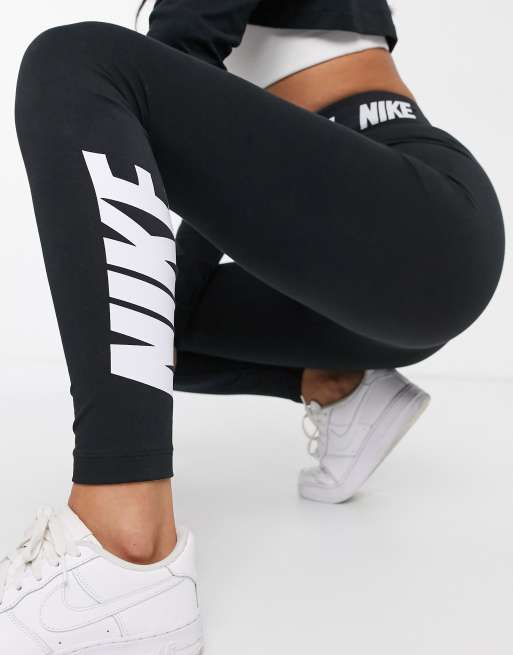 Nike - Just Do It - Leggings a vita alta neri con incrocio sul