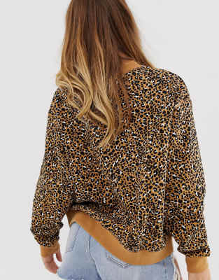 nike sweatshirt leopard