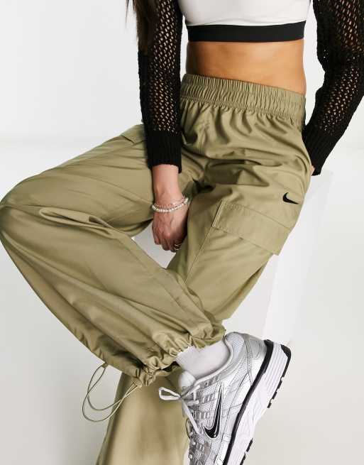 NIKE Sportswear Essential Womens Woven Cargo Pants - OLIVE