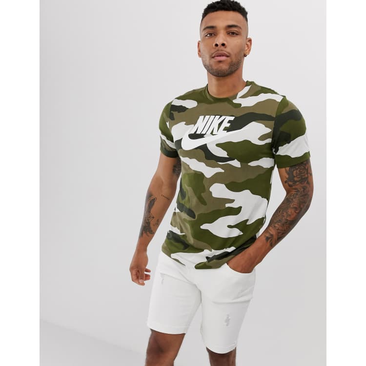 Nike logo camo t-shirt