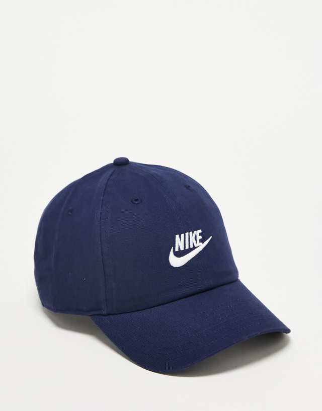 Nike logo cap in navy