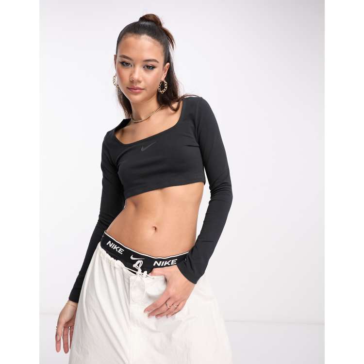 Nike air black crop 2024 top