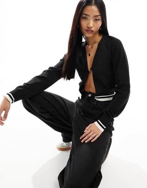 Nike long sleeve cropped knitted cardigan with clasp in black