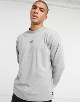 gray nike long sleeve