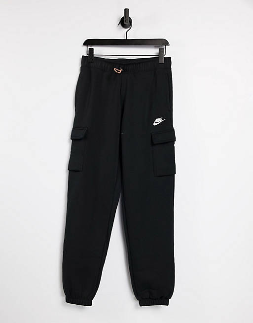 Nike loose fit fleece cargo pants in black | ASOS