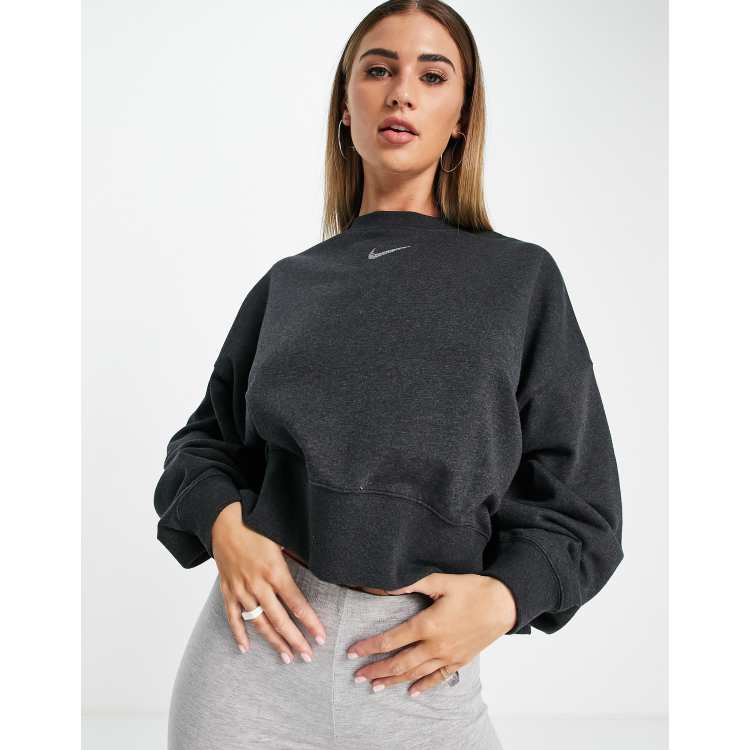 Black nike store cropped sweatshirt