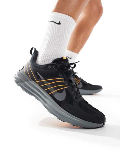 Nike – Lunar Roam – Sneaker in Schwarz und Grau - view 1