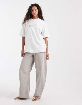 Nike Luxe Logo T-shirt In White