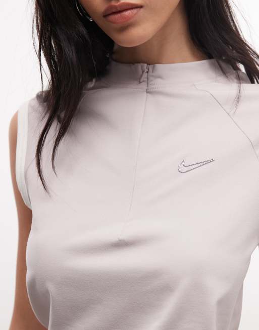 Nike - Lyslilla ærmeløs top med lynlås, 3 af 4