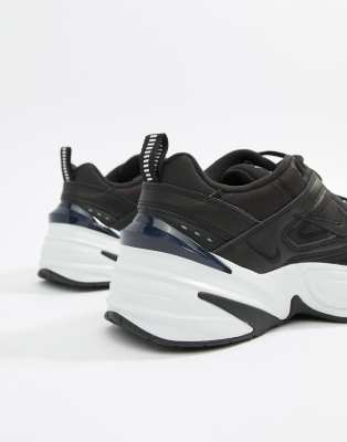 nike m2 tekno nere