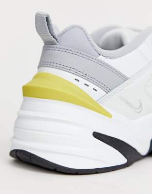 nike m 2