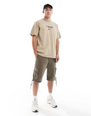 Nike Nike M90 graphic t-shirt with backprint in khaki-Green