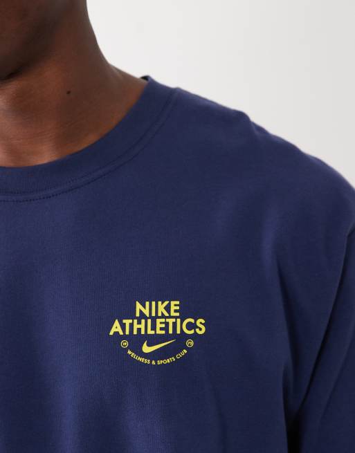 Nike – Marinblå t-shirt i oversize med palmtryck baktill och logga, 5 av 5