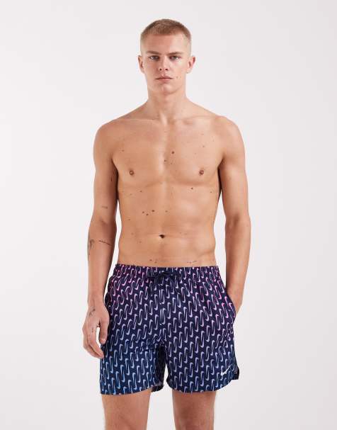 Nike - Marineblå 5-tommer volley-badeshorts med Swoosh-print - view 1