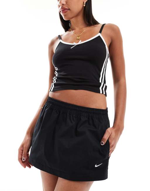 Nike – Maxi- und Minirock im 2-in-1-Design aus schwarzem Webstoff mit Reißverschlussdetail, 5 von 5