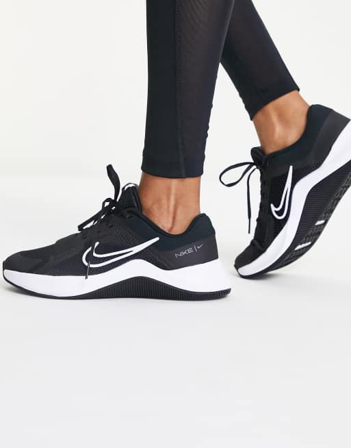 trainer black white