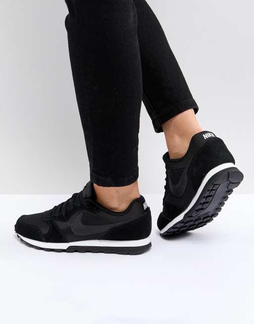 Nike MD Baskets de course à pied Noir et blanc ASOS