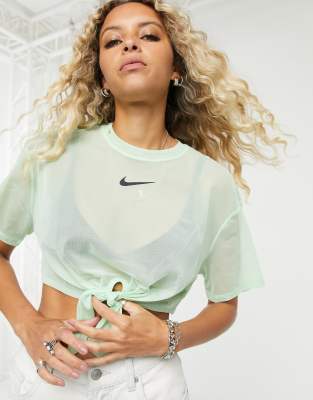 crop t shirt nike