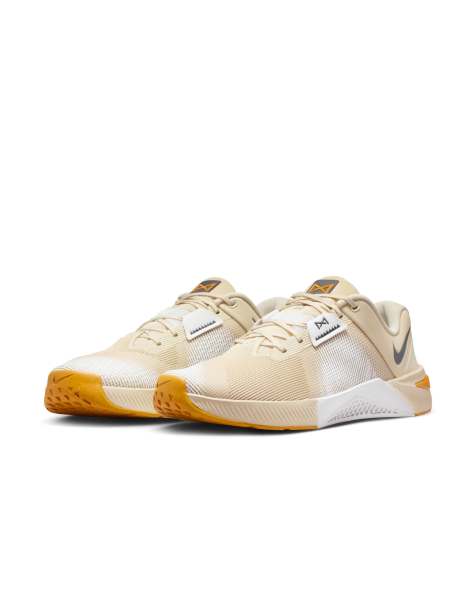 Nike Metcon 10 sneakers in off white - view 1