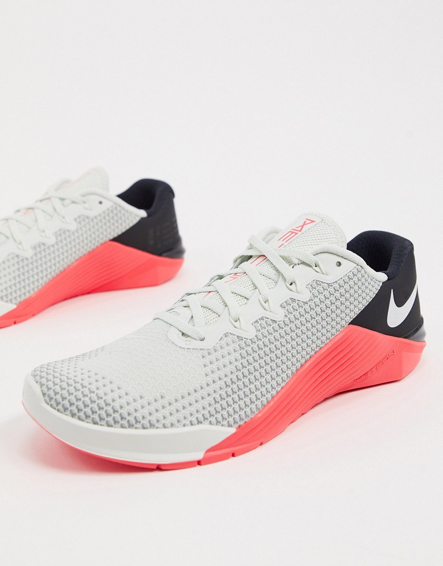 Nike – Metcon 5 – Flerfärgade träningsskor-Vit