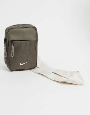 brown nike bag