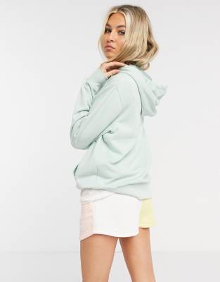 nike sweatshirt pastel