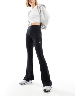 mini-ribbed flared leggings in black