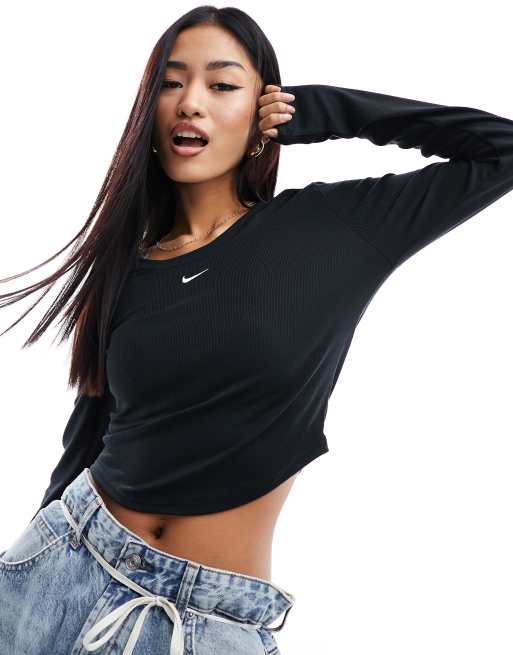 Nike black 2025 choker crop top