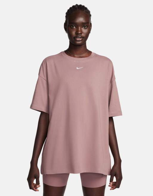 Nike mini Swoosh boyfriend T shirt in purple ASOS