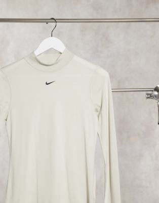nike high neck top