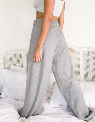 nike mini swoosh high waisted wide leg sweatpants