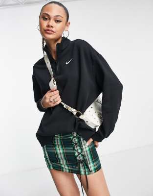 Nike Mini Swoosh Oversized 1/4 Zip Sweatshirt in Black