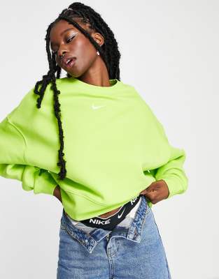 nike mini swoosh oversized cropped sweatshirt in green