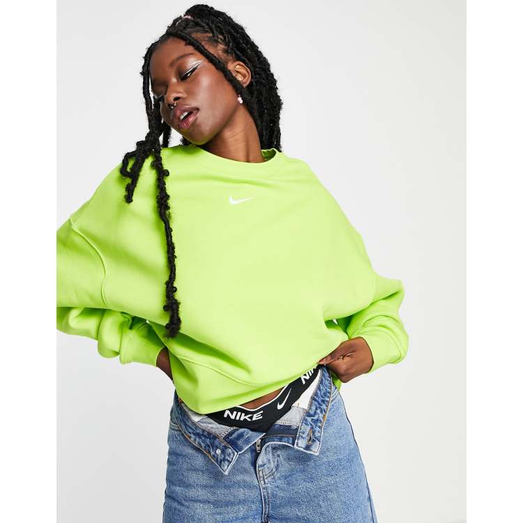 Light green Nike crop crewneck. Size small. Has a - Depop