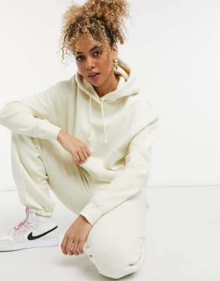 Nike mini swoosh oversized jogger in 